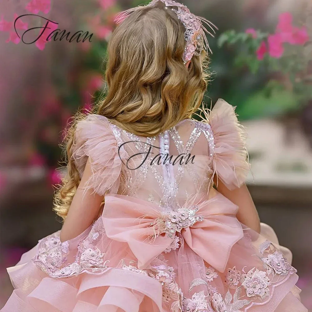 Customized Gogerous Puff Sleeve Flower Girl Dresses Mini Length Tiered Tulle Girls Princess Dress With Bow Appliques First Commu