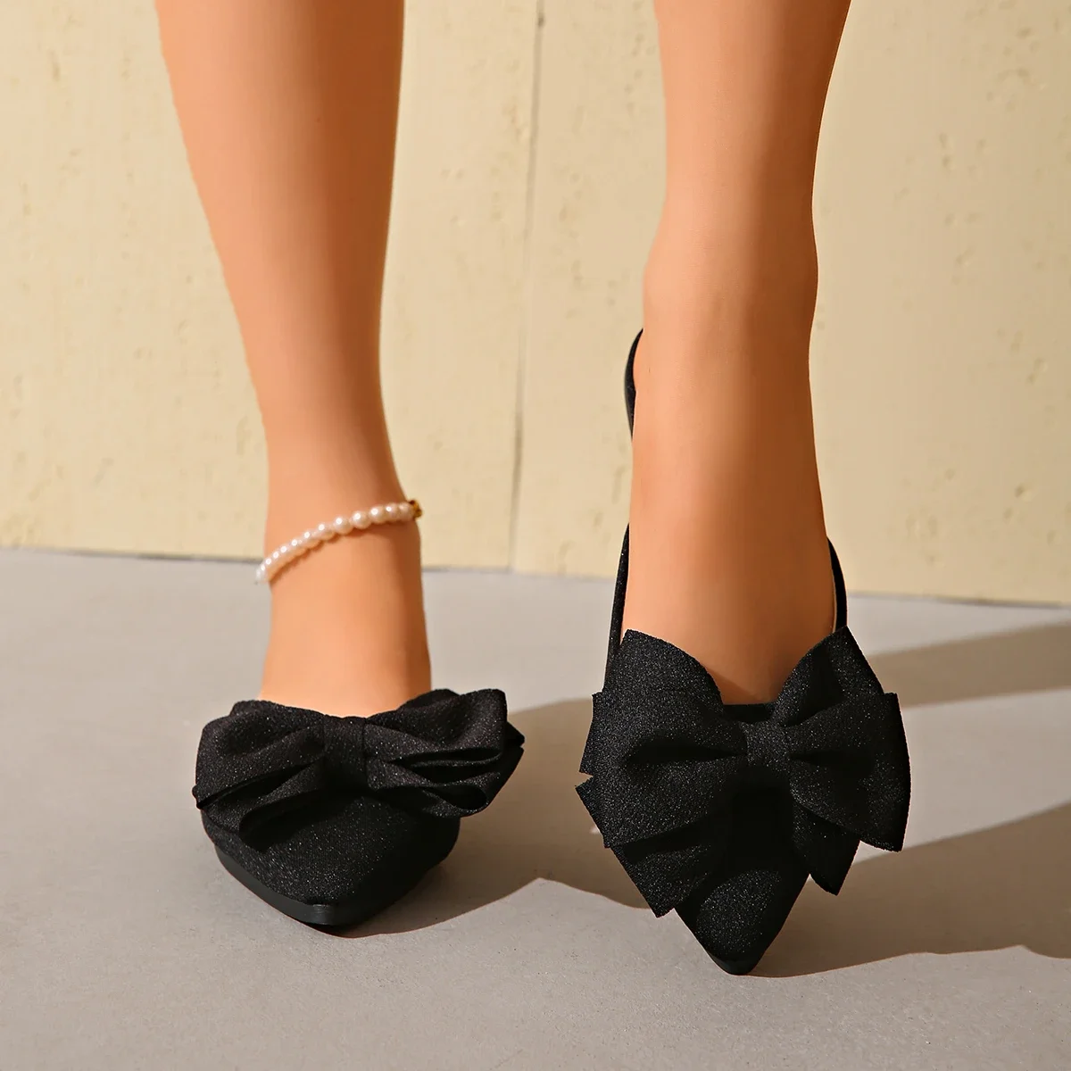 Women Baotou Slippers Casual Shallow Flat Shoes Summer Pointed Toe Slippers Wear-resistant Non-slip Sandals Mules Slides Women