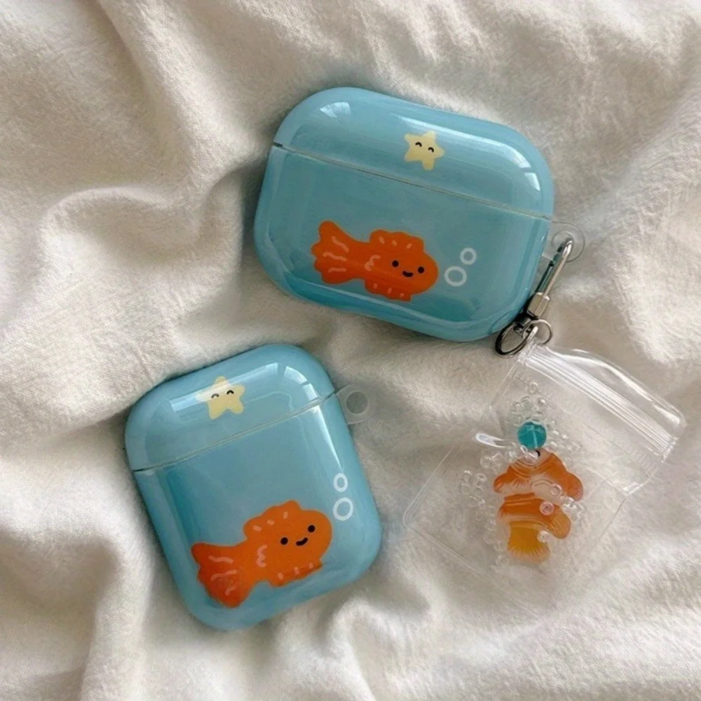 [TPY 4B41] süßer kleiner Goldfisch mit Anhänger für Airpods Pro 2 Apple Wireless Bluetooth Headset Case Airpods 4 neue AirPods 1/2