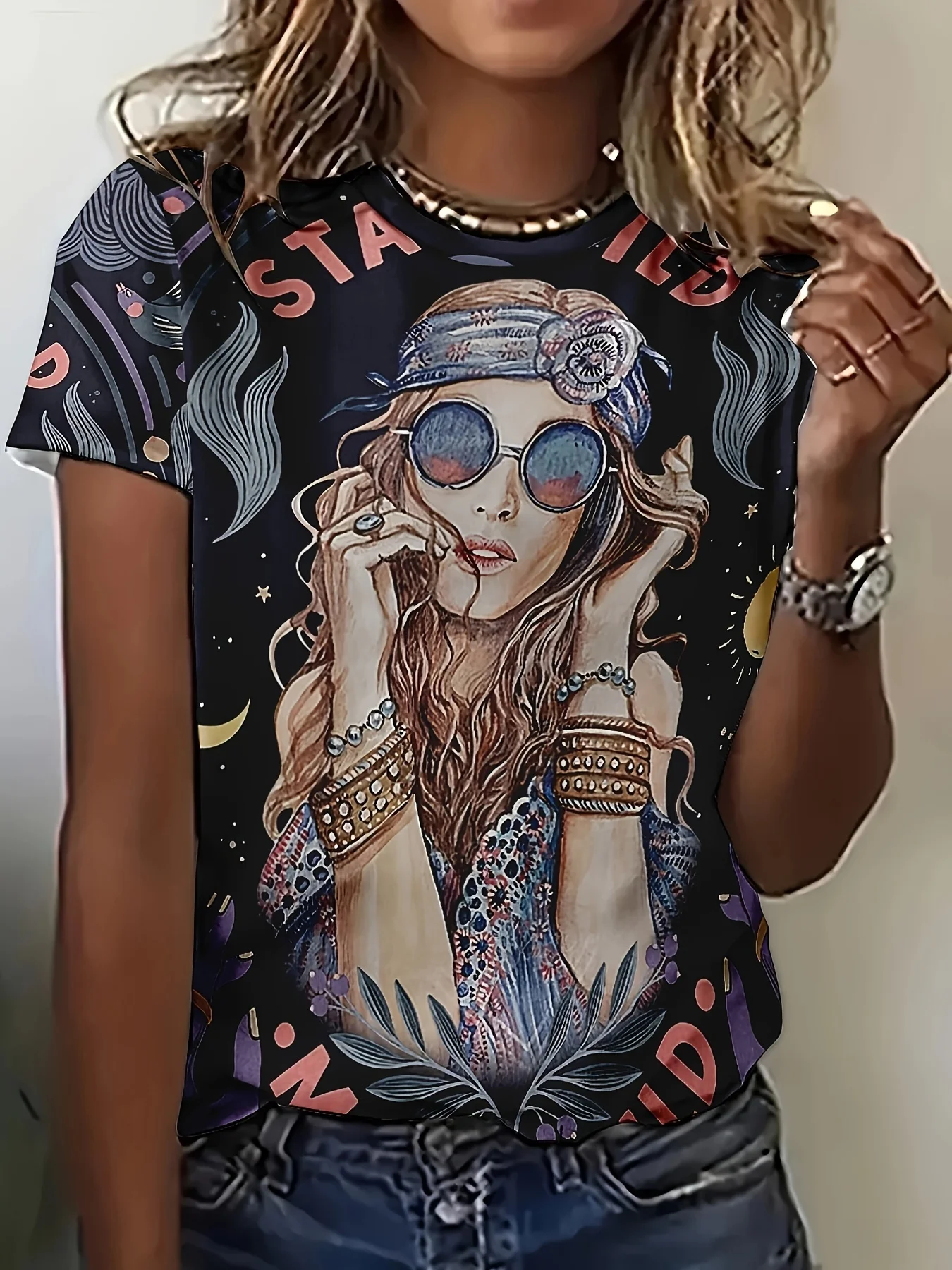 Black Boho Women's Tee - Hippie Girl & Star Graphic, Retro Bohemian Print Design for Casual Daily Wear