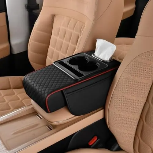 

Кожаная накладка на центральную консоль автомобиля с подстаканником и слотом для телефона - черный/красный