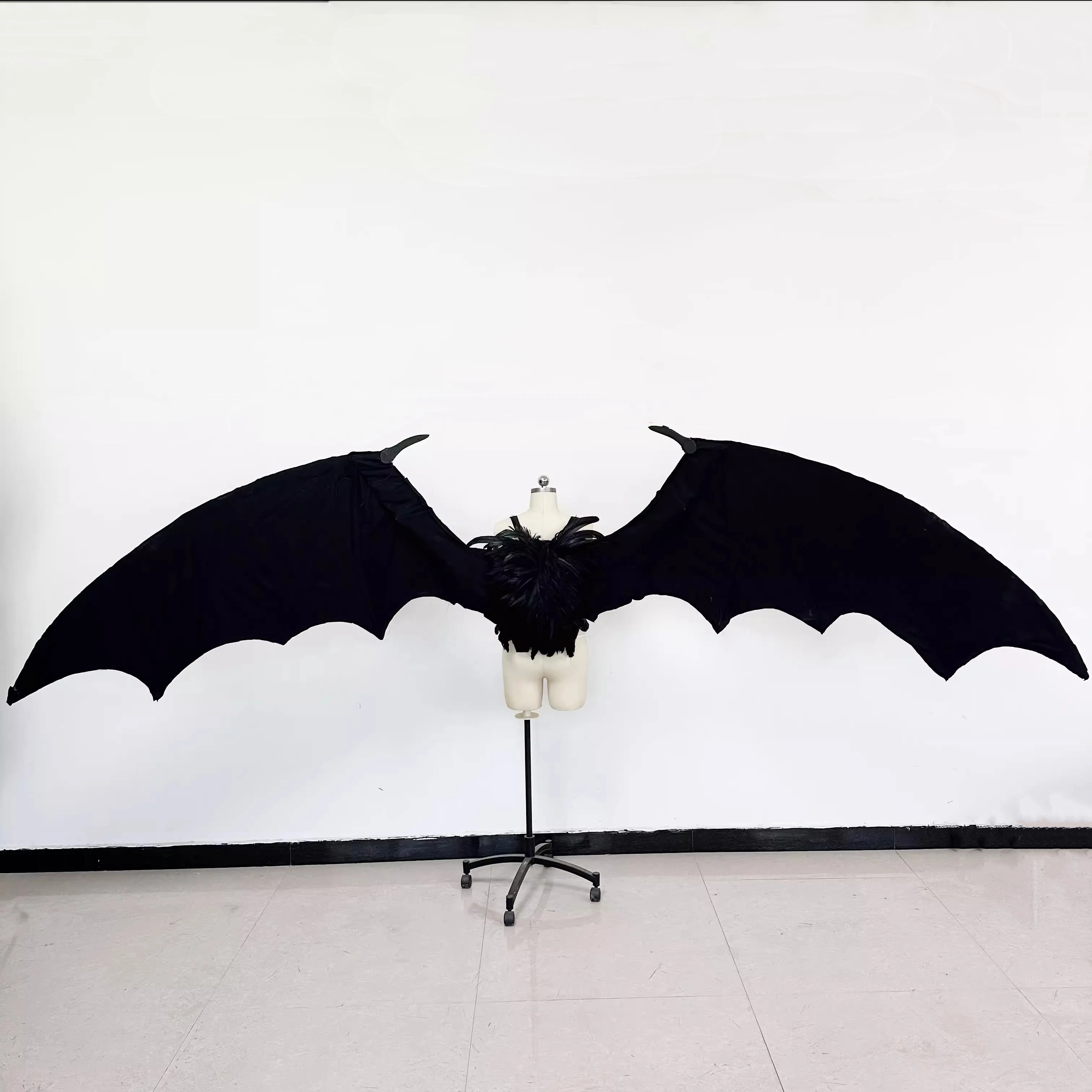 Electric Retractable Folding Wings Halloween Comic Exhibition Cosplay Black Demon Bat Wings Will Move Wireless Remote Control