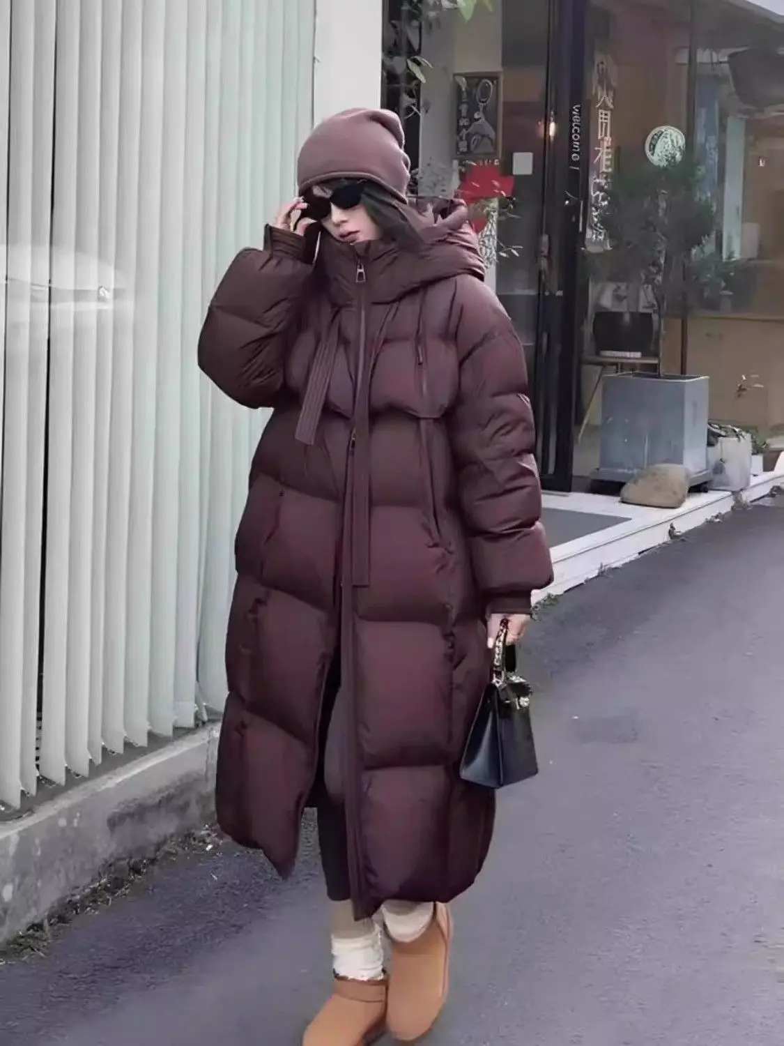 Black Winter Coat 2026 New Women's Thick Cotton Parka Jacket Korean Oversized Loose Hooded Coats Female Casual Long Overcoat