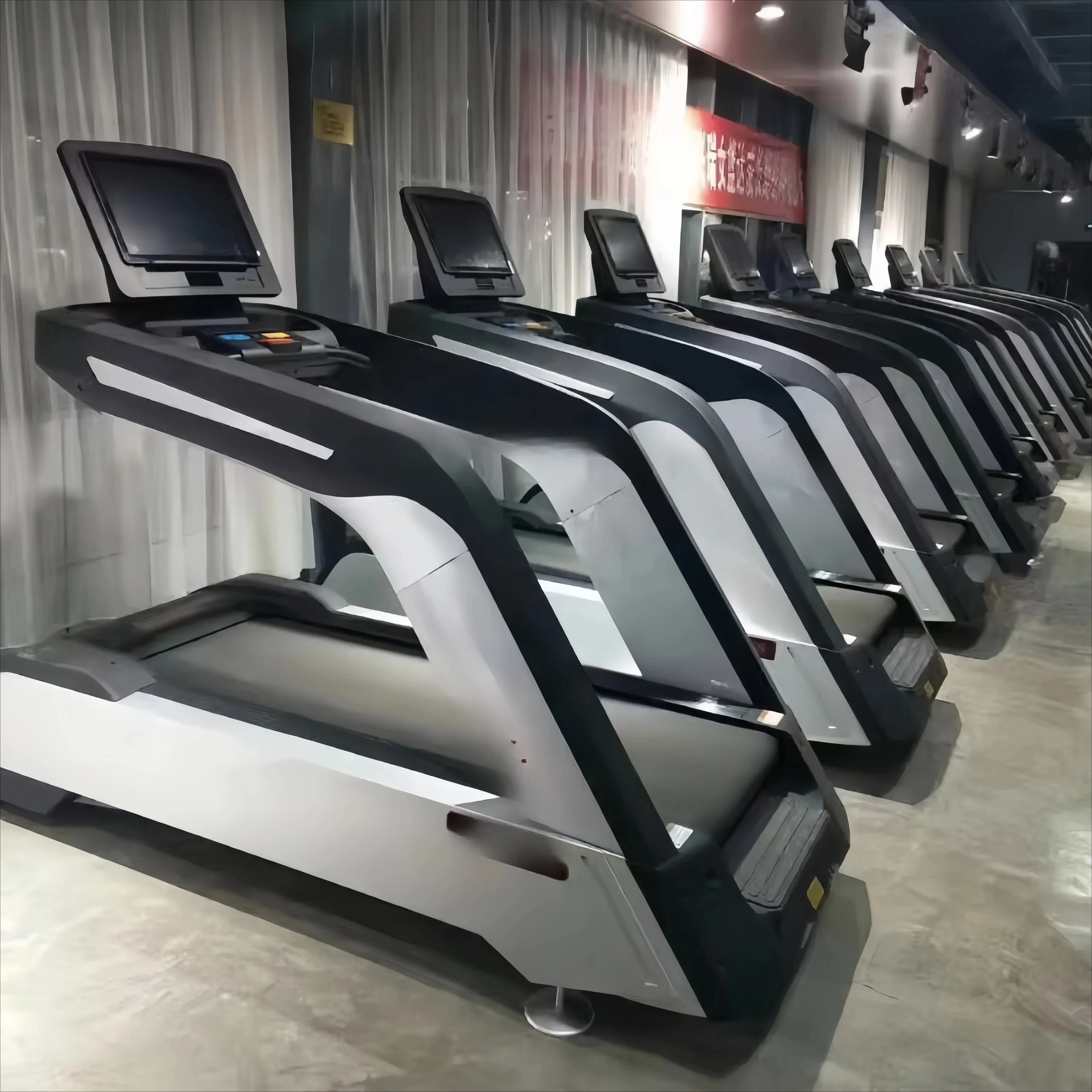 Factory Price Professional Commercial Motorized Cardio Training Treadmills Gym Running Machine