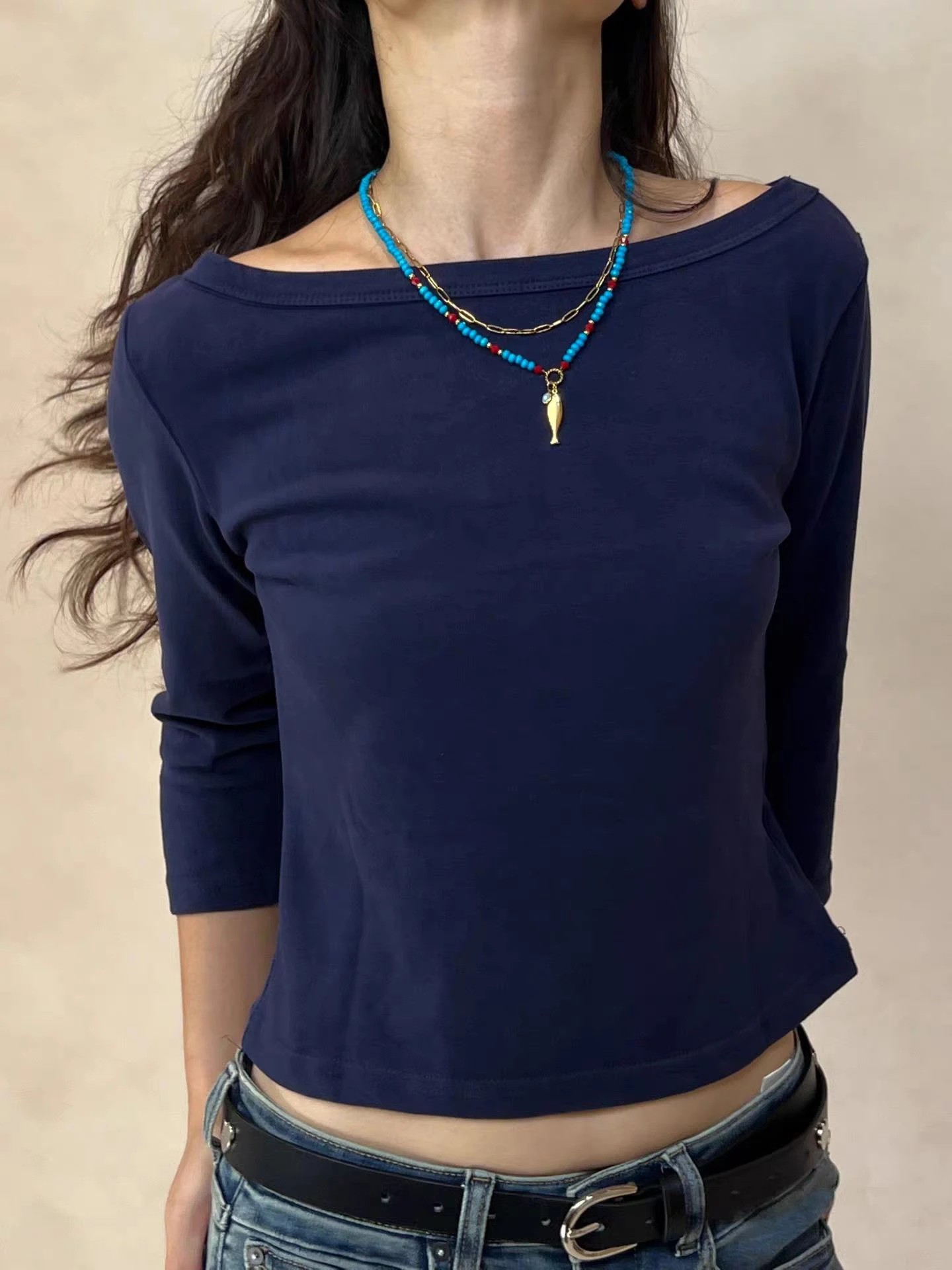 Solide Grund Hülse Mit Drei Vierteln T-shirts Frau Herbst Slash Neck Baumwolle Schlank Crop Top Weibliche Casual Einfach Alle-spiel t-shirts – Detail 3