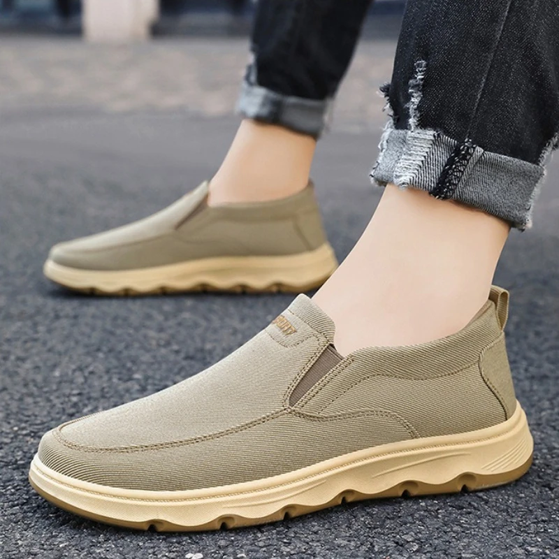 

Spring Autumn Men's Breathable Shallow Mouth Lightweight Single Shoe Low Top Round Head Simple Comfortable Men's Shoes