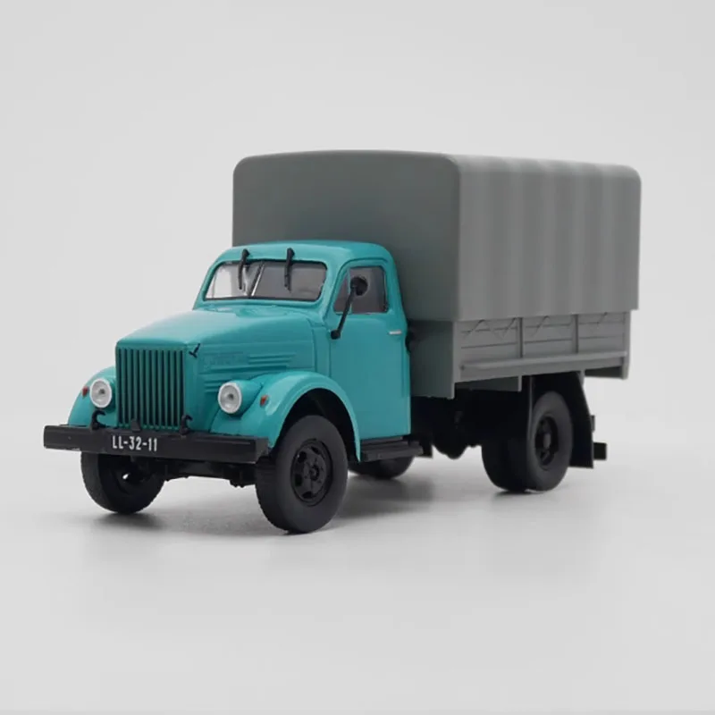 Diecast 1:43 Scale Soviet Lublin 51 Alloy Simulation Car Model Classics Adult Souvenir Gift Static Display