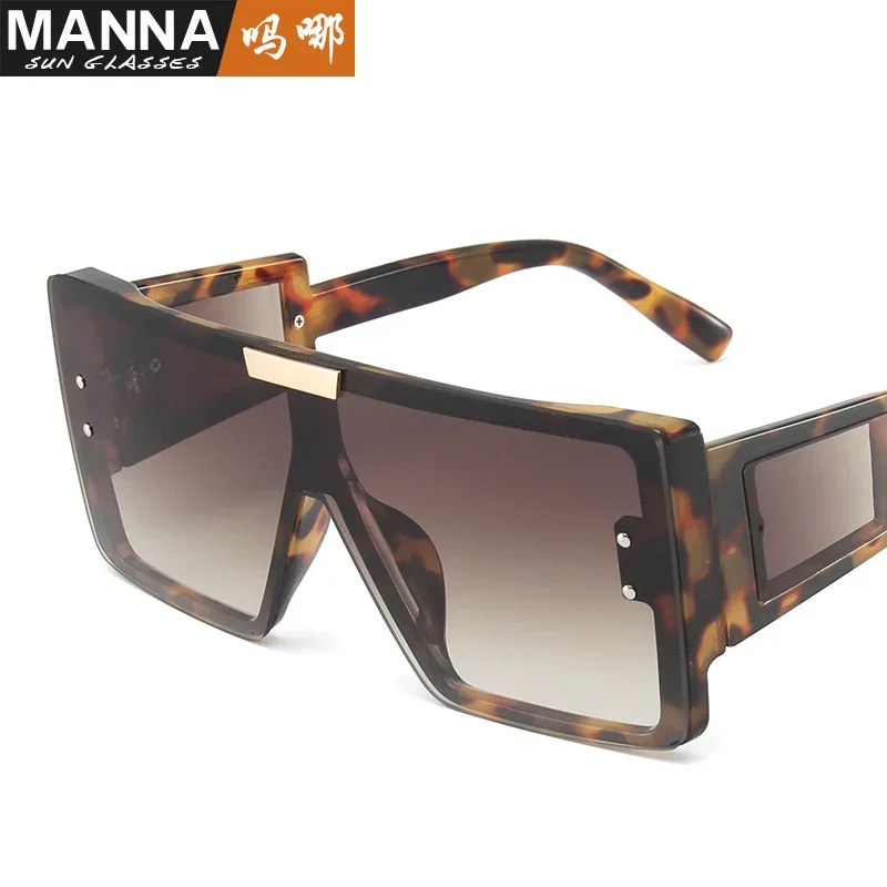 2021 new trend one-piece large frame sunglasses with widened legs and modern sunglasses for women