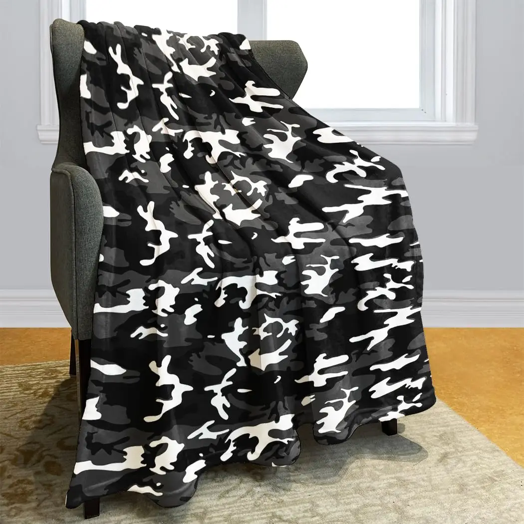 Camouflage Print Throw Blanket Ultra Soft Warm All Season Multi-color Camo Decor Flannel Blankets Camouflage Lovers Gift Blanket
