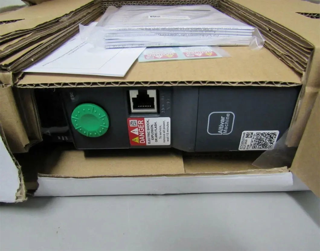 العلامة التجارية الجديدة ATV320U22N4B ATV320U30N4B ATV320U40N4B ATV320U55N4B ATV320U75N4B ضمان لمدة سنة واحدة