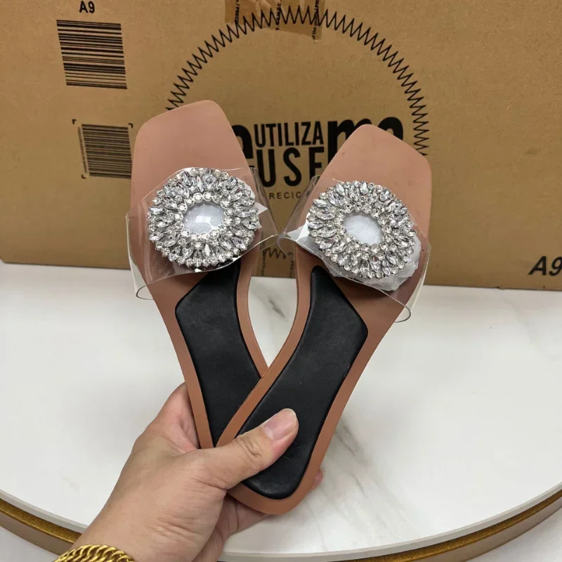 Women\'s Slippers Flat Bottom Outside Shoes Female Large Crystal Buckle Design Transparent Slides Summer 2024 Ladies Flip Flops