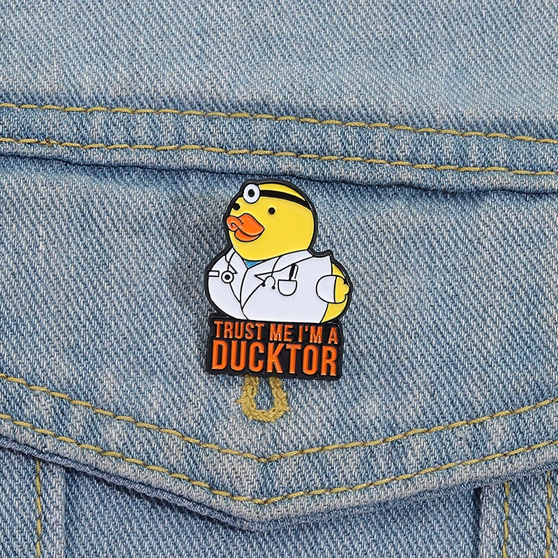 Trust Me I'm A Ducktor Duck Doctor Enamel Pins Cartoon Animal Brooch Fashion Backpack Lapel Badge Jewelry Gift for Friends