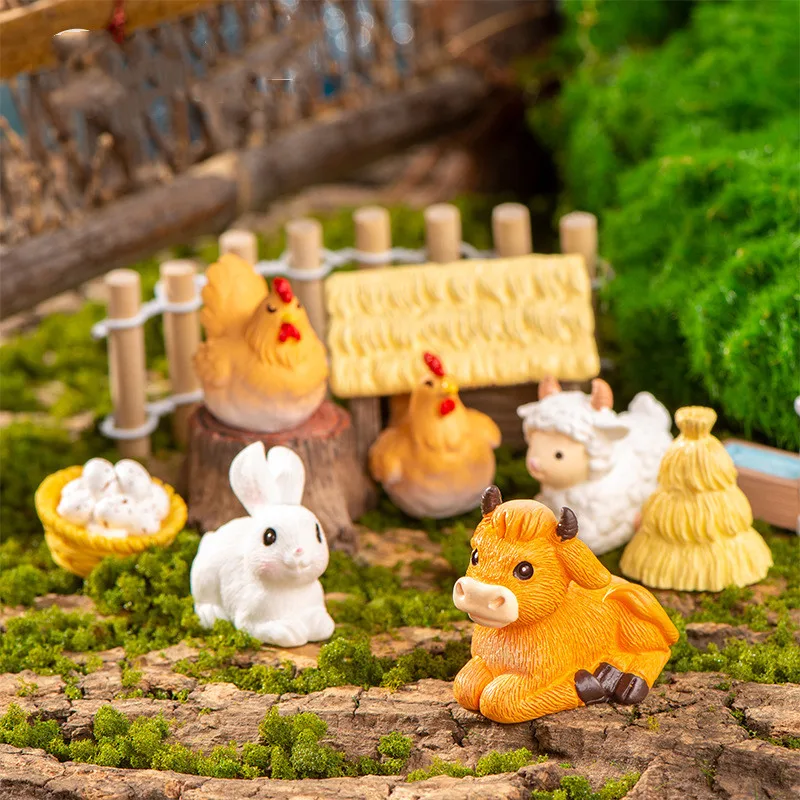 Figurines Miniatures Cute Chicken Pig Rabbit Animals Micro Landscape Ornaments For Home Decorations Room Decor Desk Accessories