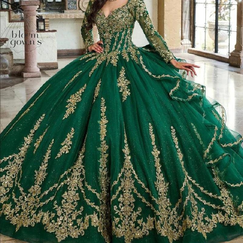 long sleeve green homecoming dresses Green Homecoming Dress 2023 Short Long Sleeves Tulle Sparkly 8 / Custom Color