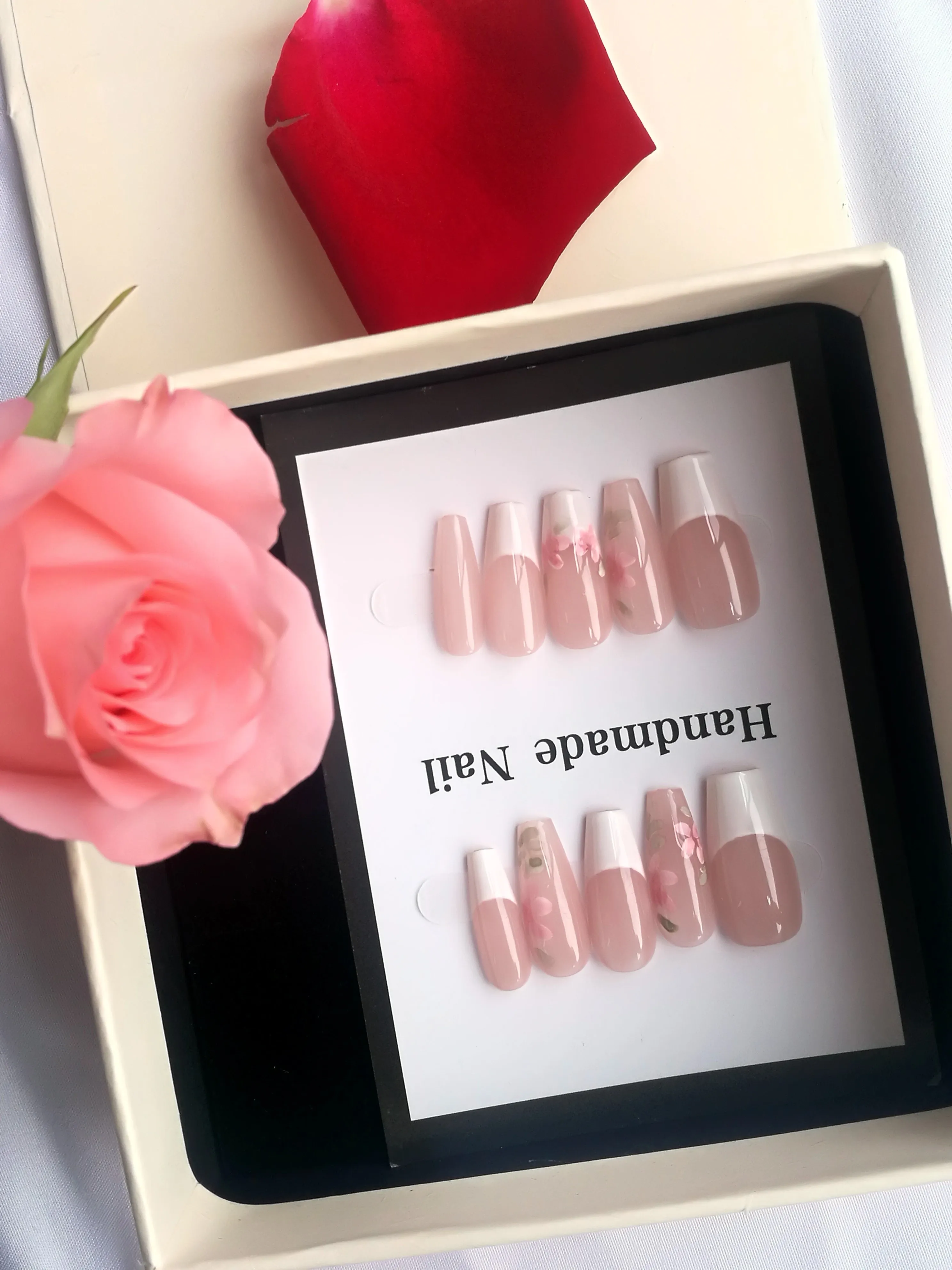 

Handmade Pink French Tip Floral Press on Nails - Elegant Long Coffin False Nails for Women