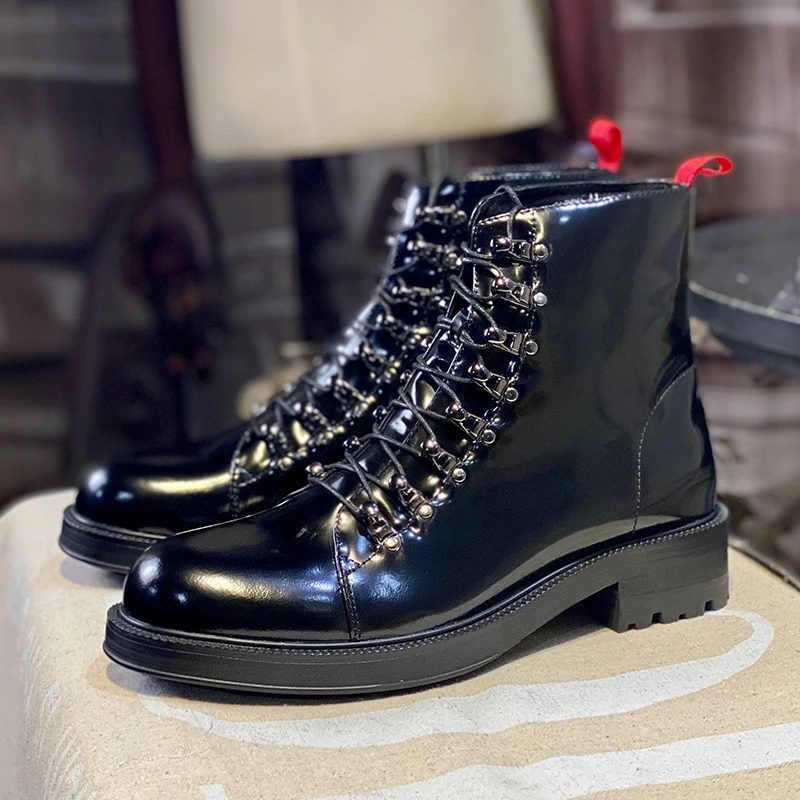 British Men Motorcycle Boots Smooth Shiny Cowhide Upper Non-slip Thick Sole Street Fashion Men Ankle Footwear