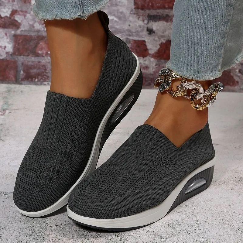 2024 Women's Summer New Fashion Round Toe Shallow Mouth Slip-On Vulcanized Shoes Daily Casual Comfortable Walking Sports Shoes