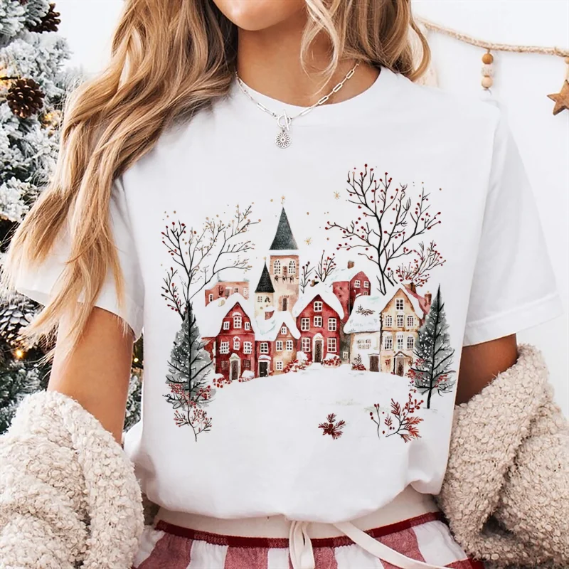 

Красная футболка с рисунком рождественского дома с принтом, женская одежда в стиле Харадзюку с героями мультфильмов, повседневный женский топ с круглым вырезом, милая новогодняя футболка