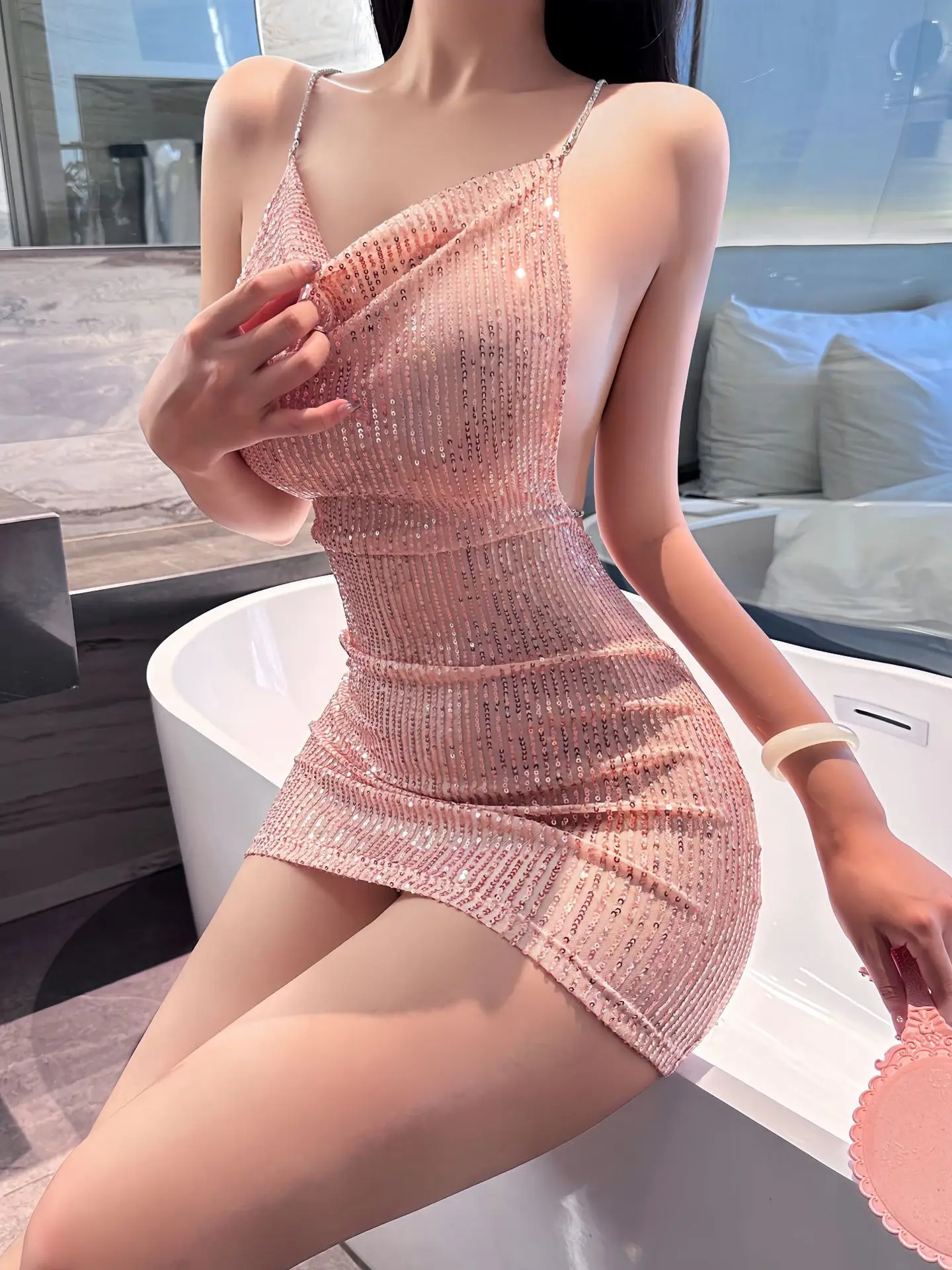 Lingerie Sexy Buttocks Nightclub Fine Sparkling Mature Charm Elegant Gentle Sequin Neck Hanging Deep V Spicy Strap Dress W95D