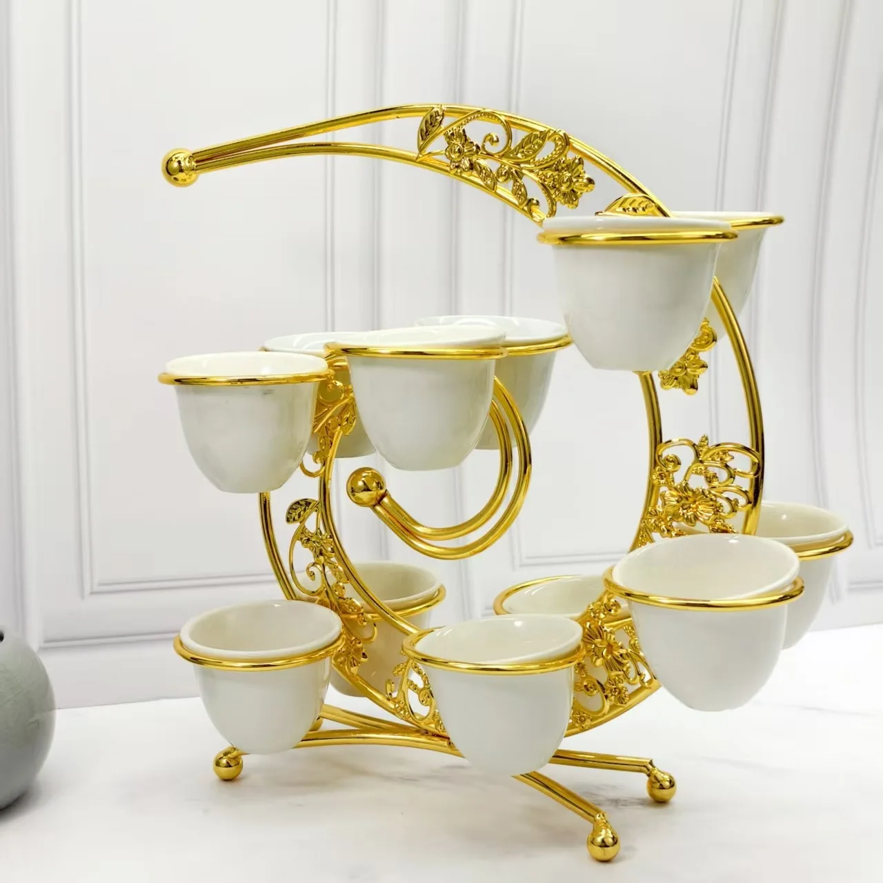 European-style metal wine set with 12 cups afternoon snack tea and wine water rack