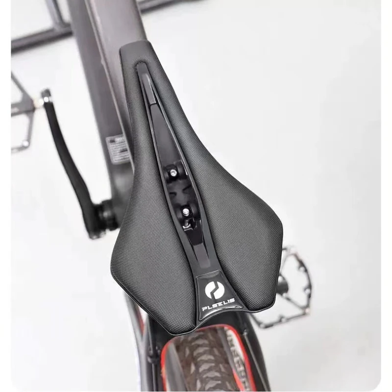 

Взрывная подушка сиденья для горного велосипеда, полое и дышащее с титановым бантом для гонок, популярное сверхлегкое и удобное седло