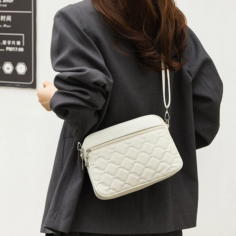 Women's Sling Shoulder Small Square Handbag Quilted Design PU Leather Crossbody Bag Versatile Messenger Bag