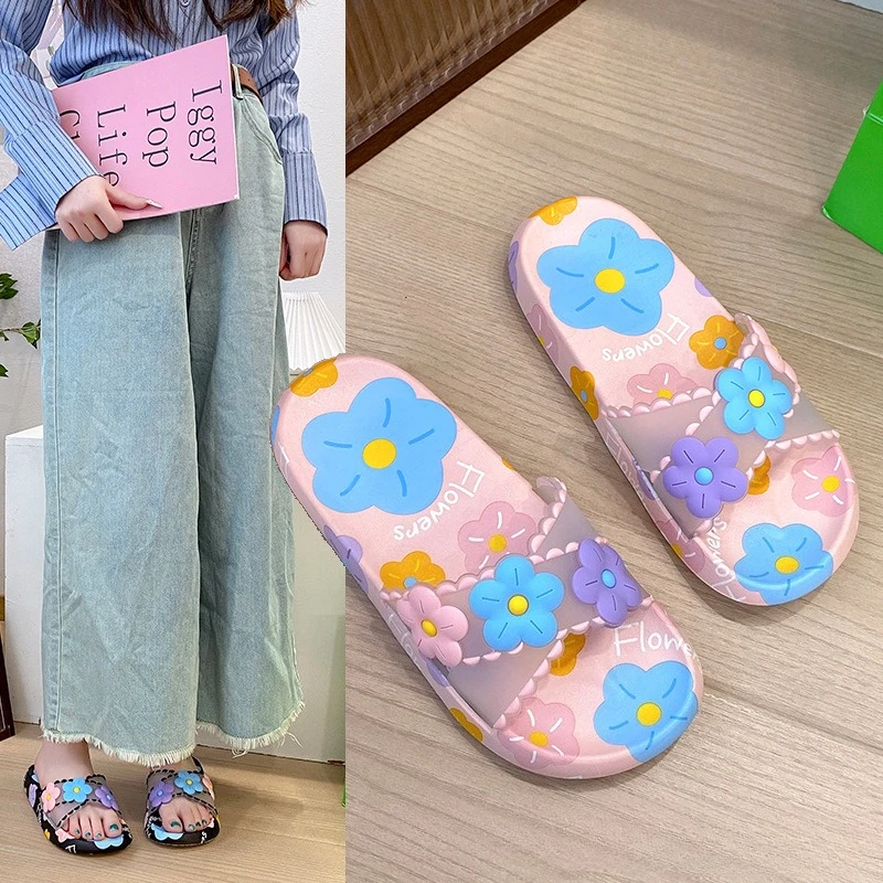 

Faionable Ladies Summer Indoor Outdoor Slip-resistant Wearable Slippers Cute Flower Design Comfortable Home Batoom Slippers