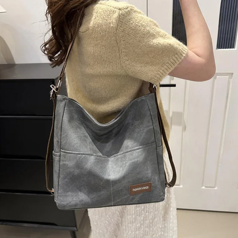 2024 women\'s shoulder bag Backpack large woman tote capacity for university students Vintage workg korean Black zipper Handbag