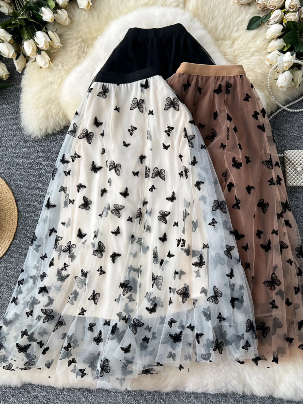 Elegant High-Waisted A-Line Skirt with Heavy-Work Embroidery Mesh Half Skirt Slimming Hip Covering Fairy Gown Korean Style