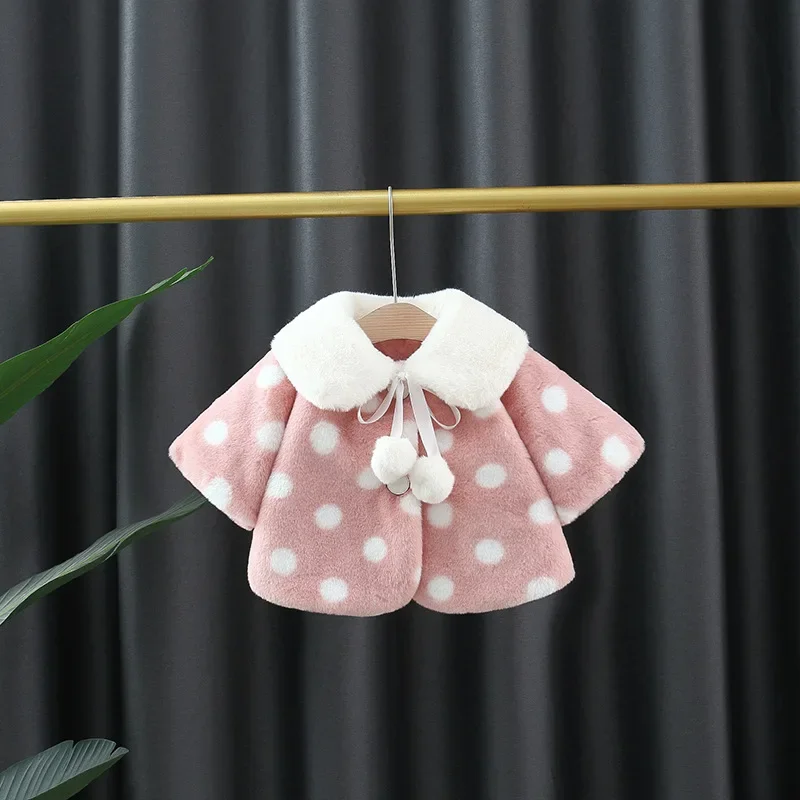 New Winter Coat for Baby Girls Sweet Polka Dot Big Collar  Warm and Windproof Woolen Sweater Suitable for 0-3 Years Old