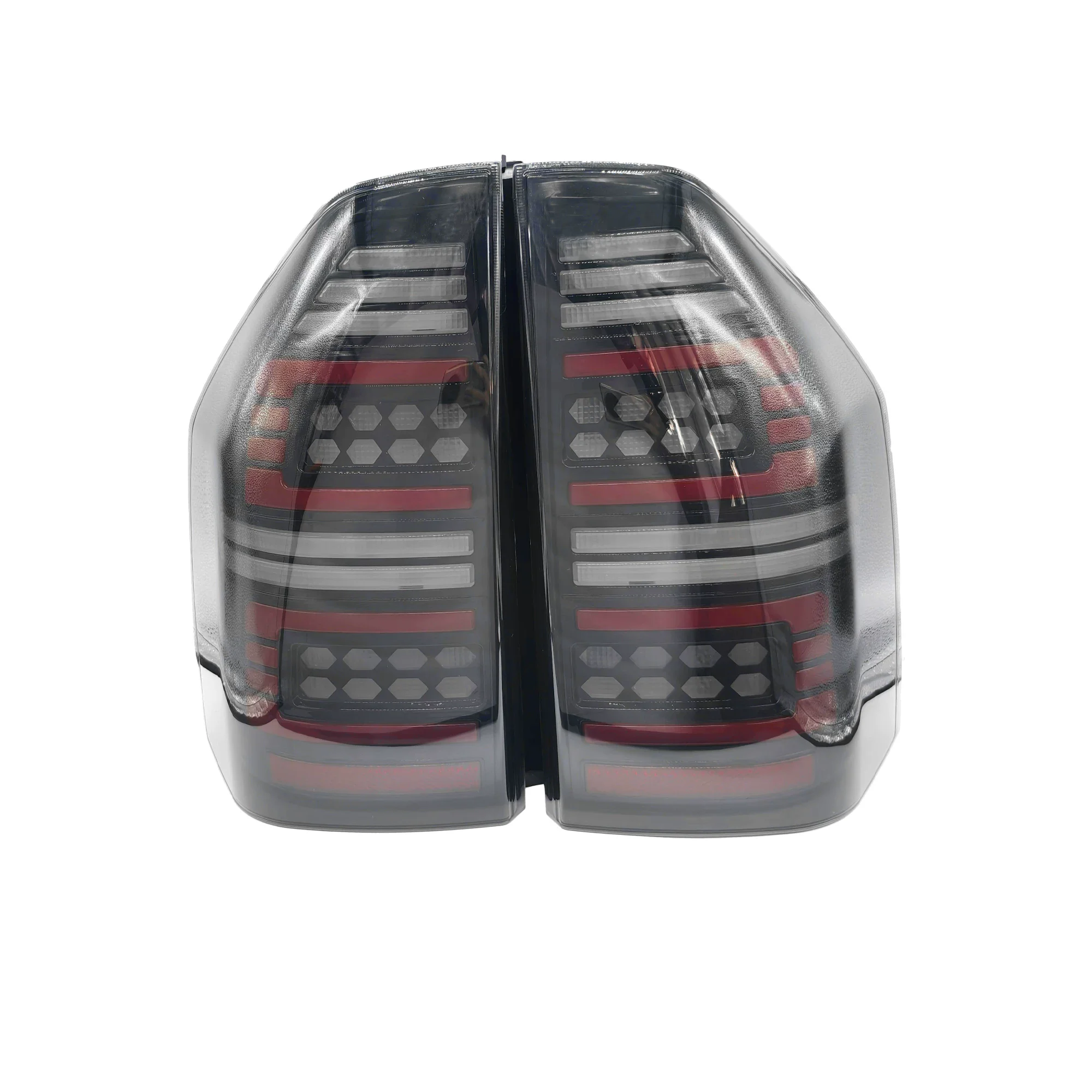 

LED Taillight for Mitsubishi Pajero V73 V77 V8 modified rear lamp tail light Dynamic Turn Signal