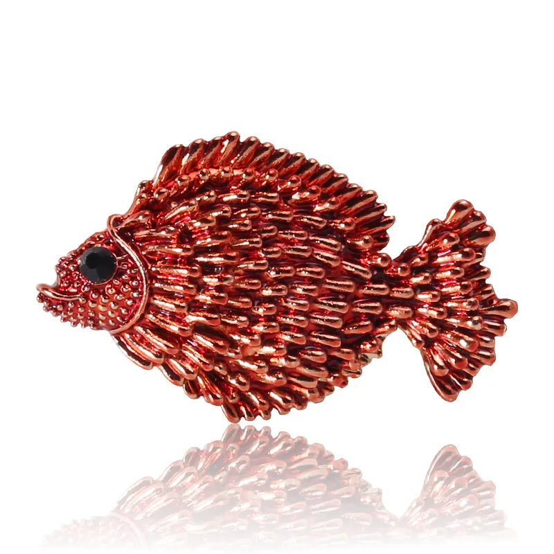 Stylish Goldfish Image Brooch Men's And Women's Sea Life Badge Collar Pin 2 Colors Optional Casual Party Office Jewelry Gift