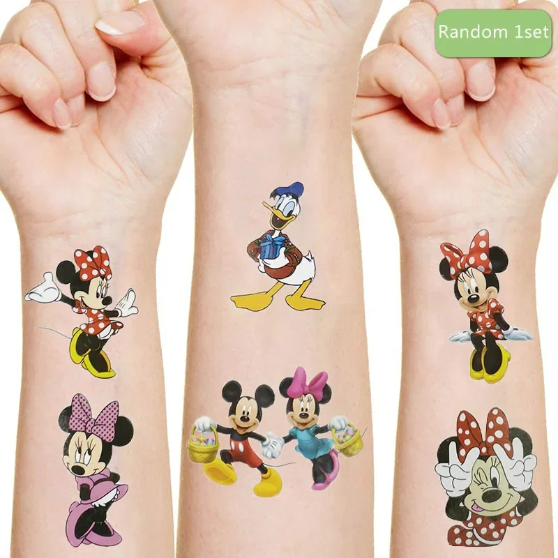 Disney-pegatina de tatuaje original de Mickey Mouse para niños y niñas, 1 piezas de acción aleatoria, figuras clásicas de dibujos animados, regalos de cumpleaños y Navidad