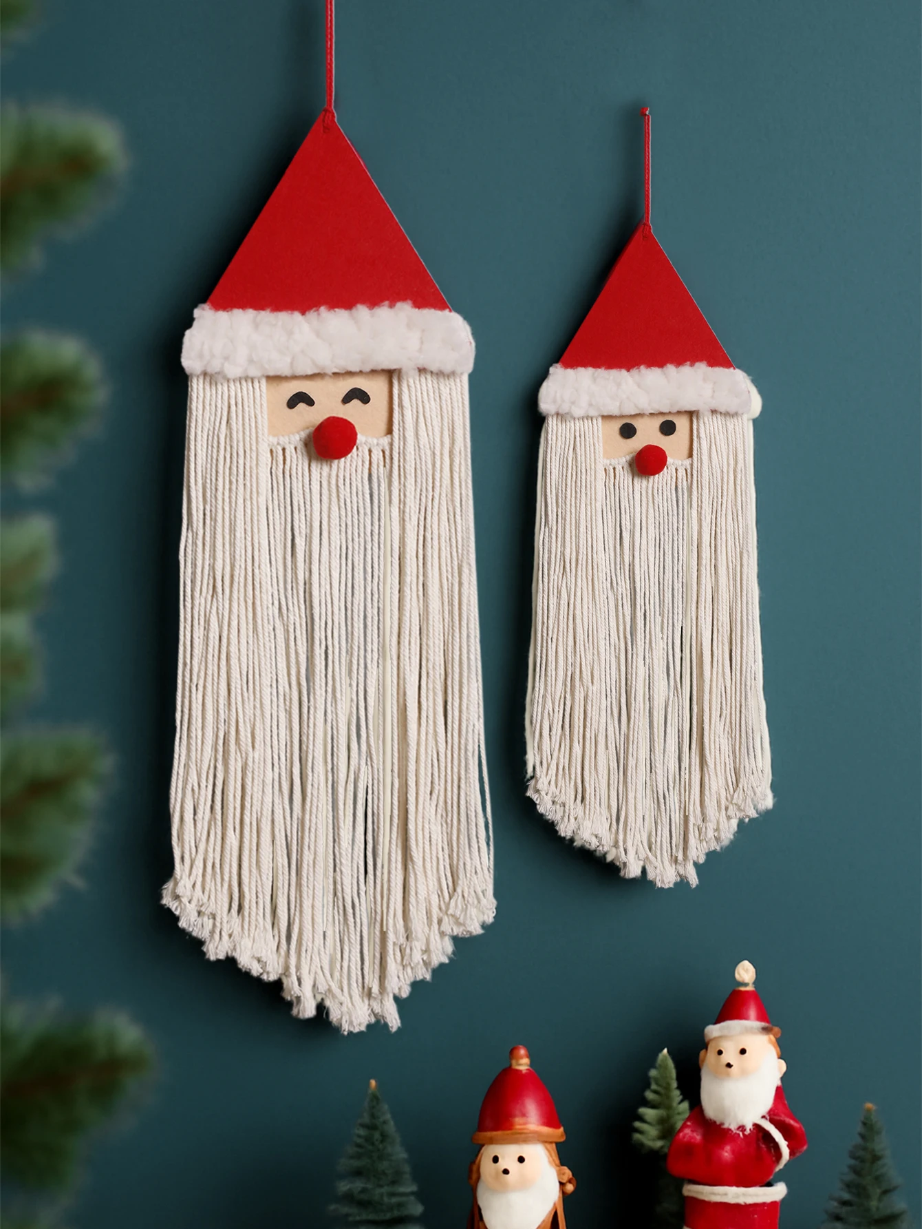 Macrame Santa Claus Wall Hanging Decor Cute Christmas Santa with Tassel Beard&Red Hat Festive Ornament for Home Wall Decor Gifts