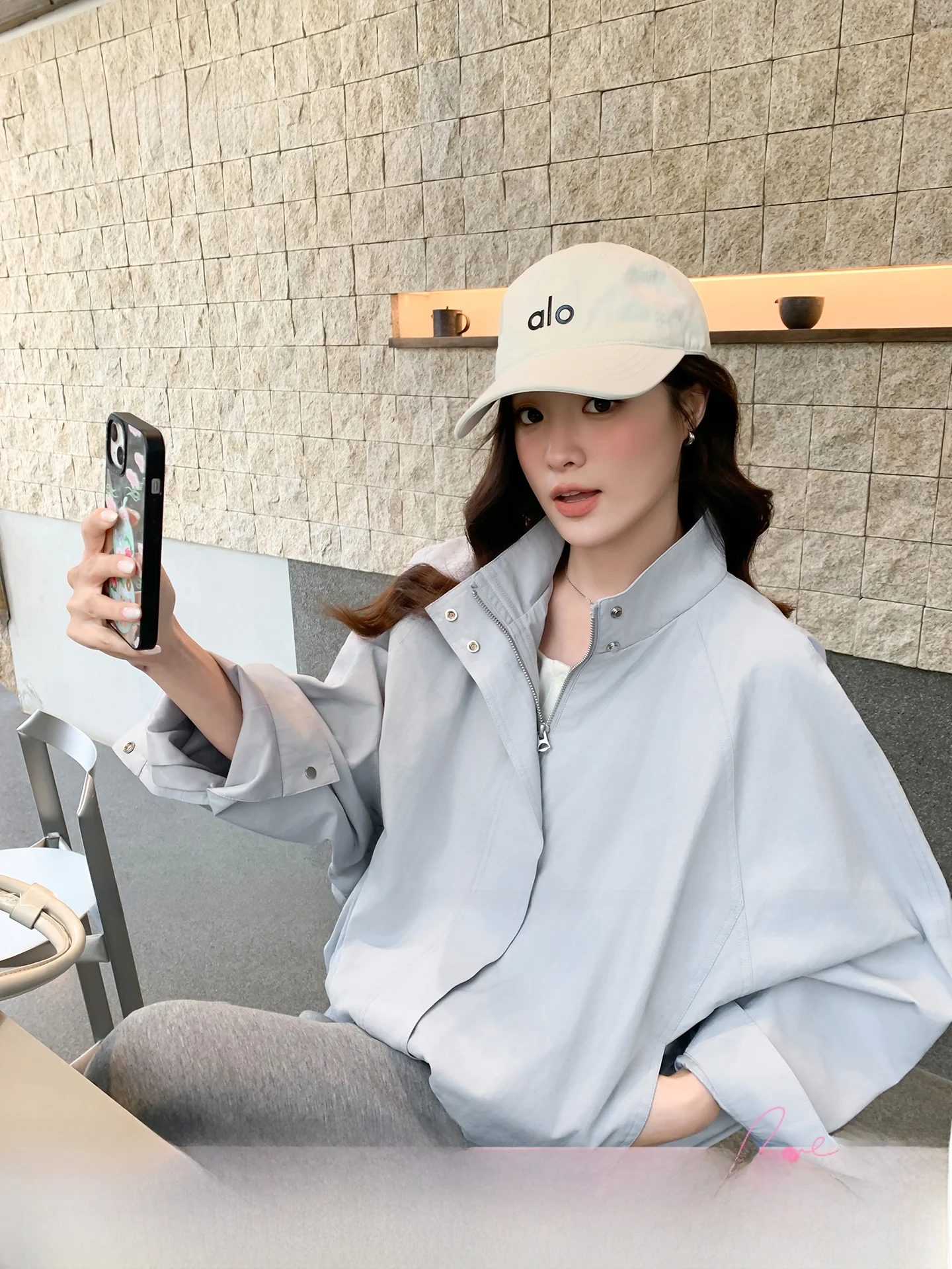 

Casual Design Stand Collar Jacket Women's Spring New Style Anti-Aging Cotton Polyester Nylon Blend Long Sleeve Zipper Closure