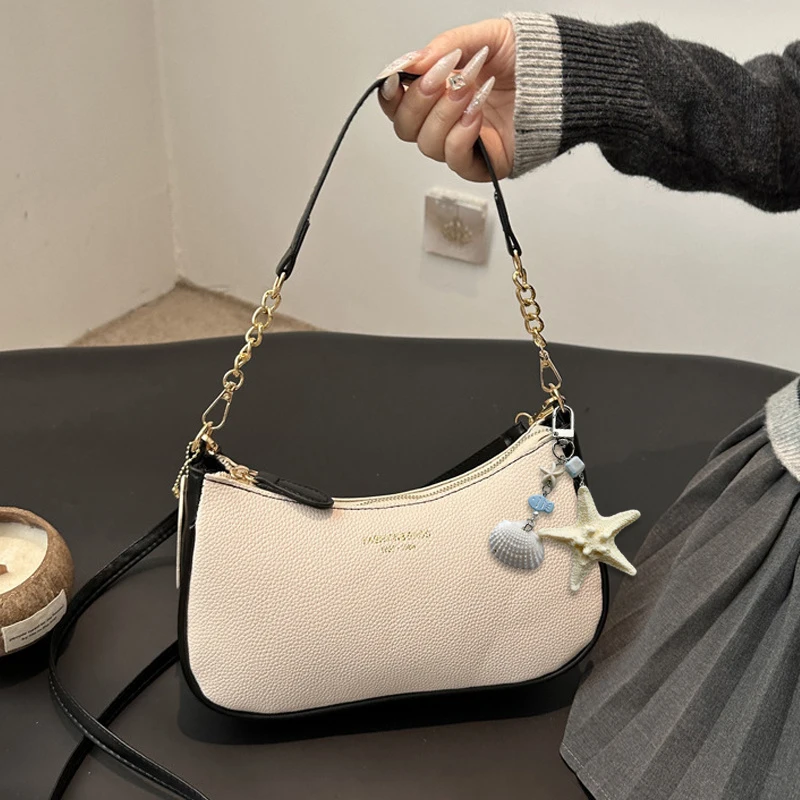 Einfarbige Kunstleder-Hobo-Tasche mit Muschel- und Kettenriemen, Casual-Stil, für Pendel- und Ausflugszwecke, Schulter- und Unterarmtaschen für Frauen – Detail 5