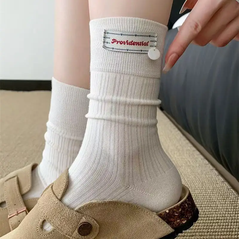 1/3 Paar Frühling Herbst Frauen Button Label Mid Tube Socke Modische Süße Koreanische Stil Weiche Bequeme Alle Jahreszeiten Casual Socke – Detail 5