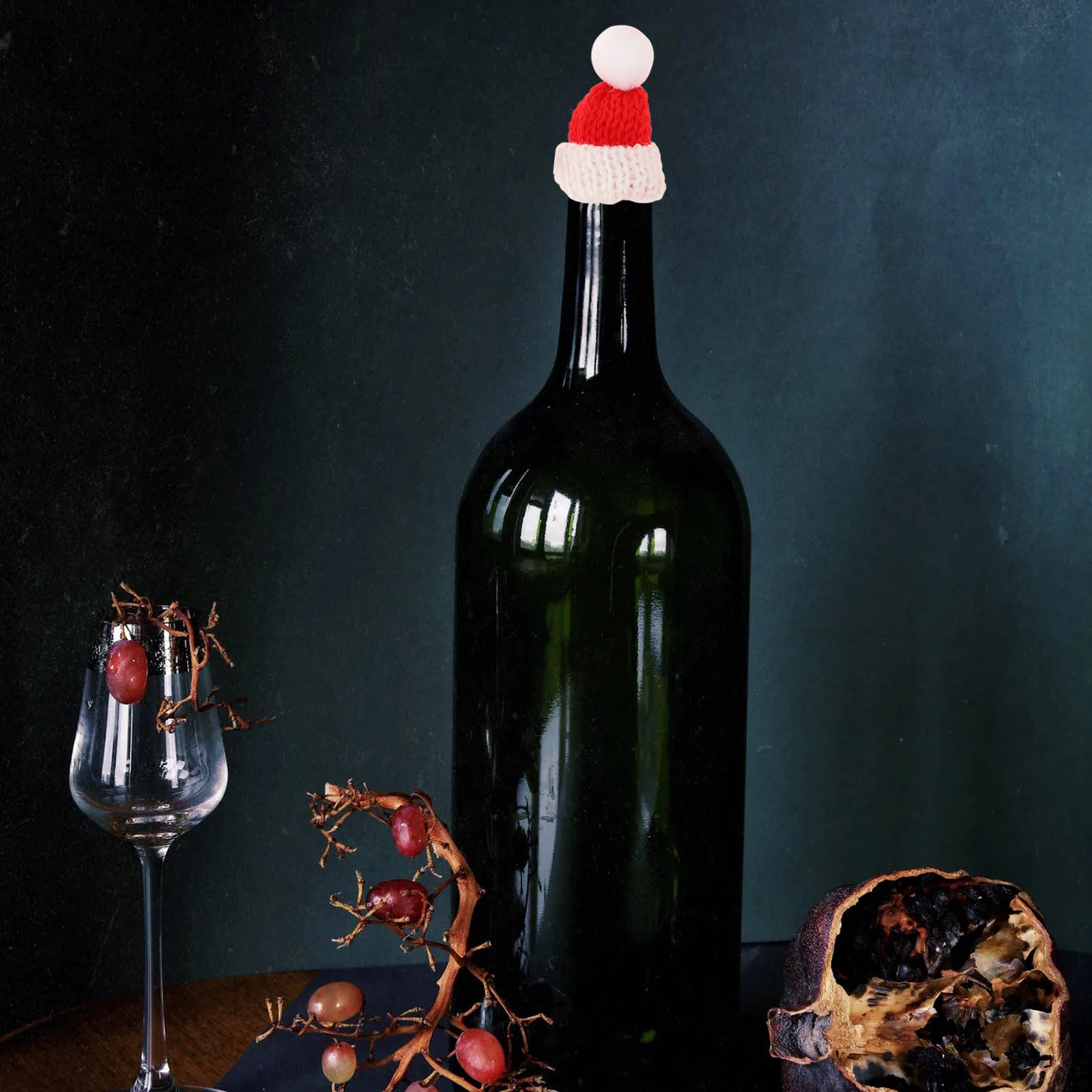 

20Pcs Mini Hat Ornaments Festive Christmas Decorations for Tree Tableware DIY Craft Projects Holiday Party Favors Family Gifts