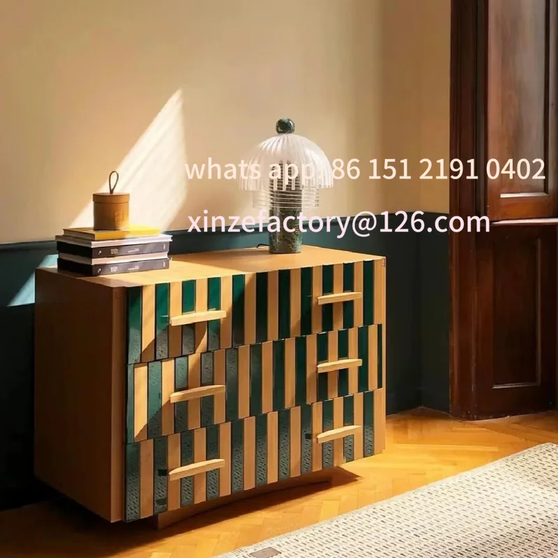 

Customizable Italian light luxury high-end dining side cabinet antique color matching solid wood locker living room minimalist