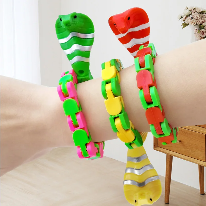 Chain Snake Versatile Mechanical Fingertip Rotating Hand Ring Snake Stress Relief Fidget Toy for Kids Aduls Autism Decompression