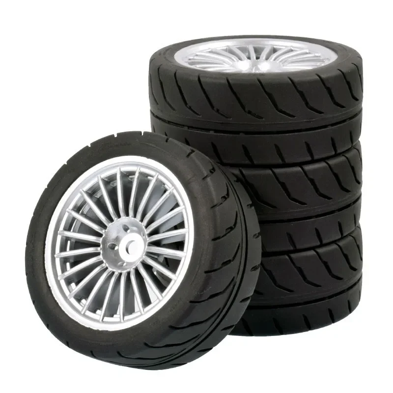 Pneumatici per ruote da 68 mm Pneumatici per cerchioni esagonali da 12 mm in gomma resistente per 1/10 1/12 1/14 RC Car Racing Competitable Wltoys 144001