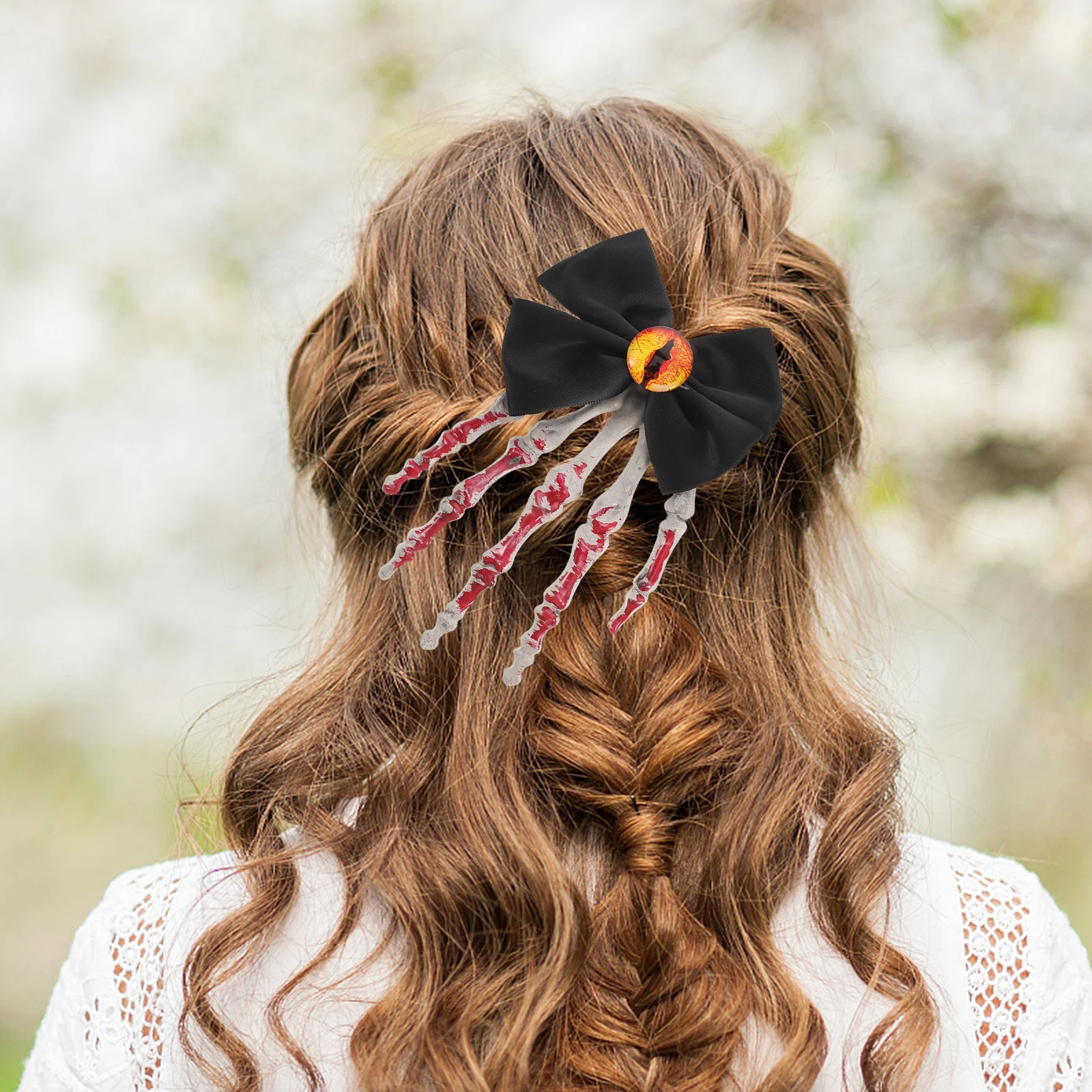 

Skull Hand Hair Gothic Bone Claw Clip Halloween Costume Party Spooky Accessories Women Hairpins Decorations Bone hand