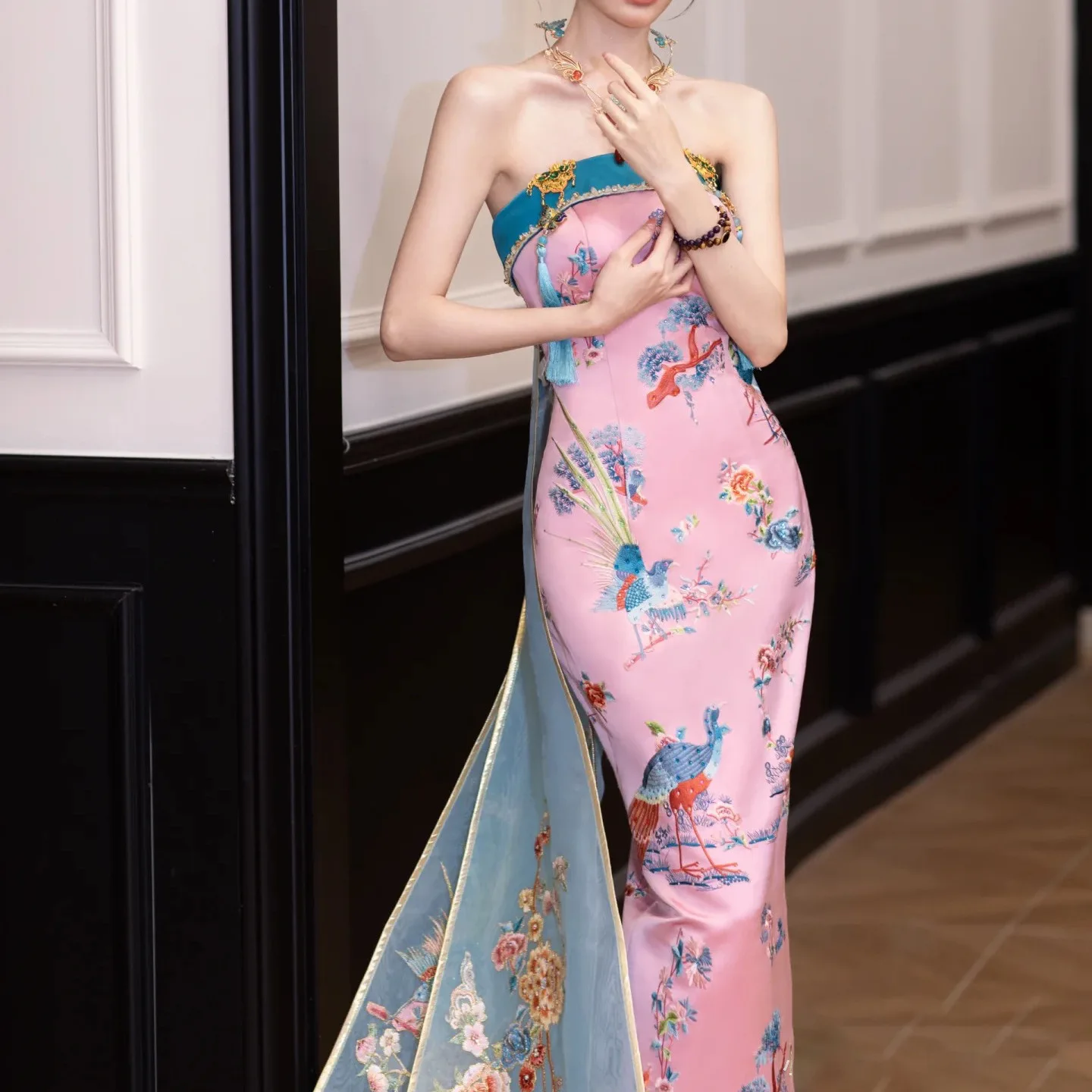 Pink Host Tube Top Chinese Improved Toast Dress Starry Sky Embroidery Super Retro Beaded Fishtail Trailing Evening Dress