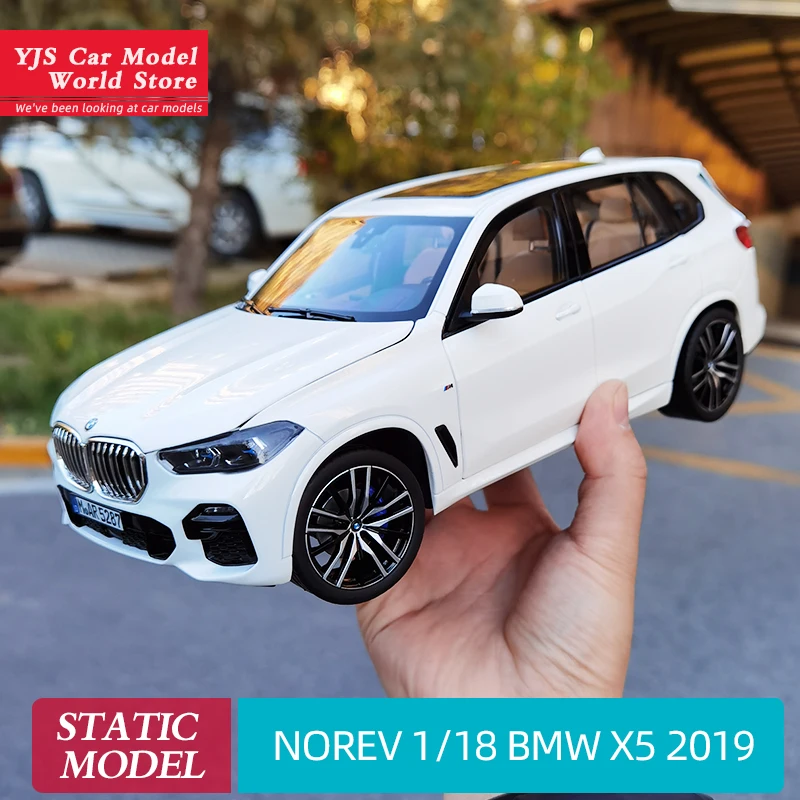 Коллекционный подарок для друзей и семьи Norev 1:1 2019 X5 BMW G05