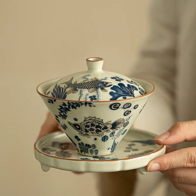 Jingdezhen blue and white fish and algae pattern Sancai cover bowl household high-end ceramics