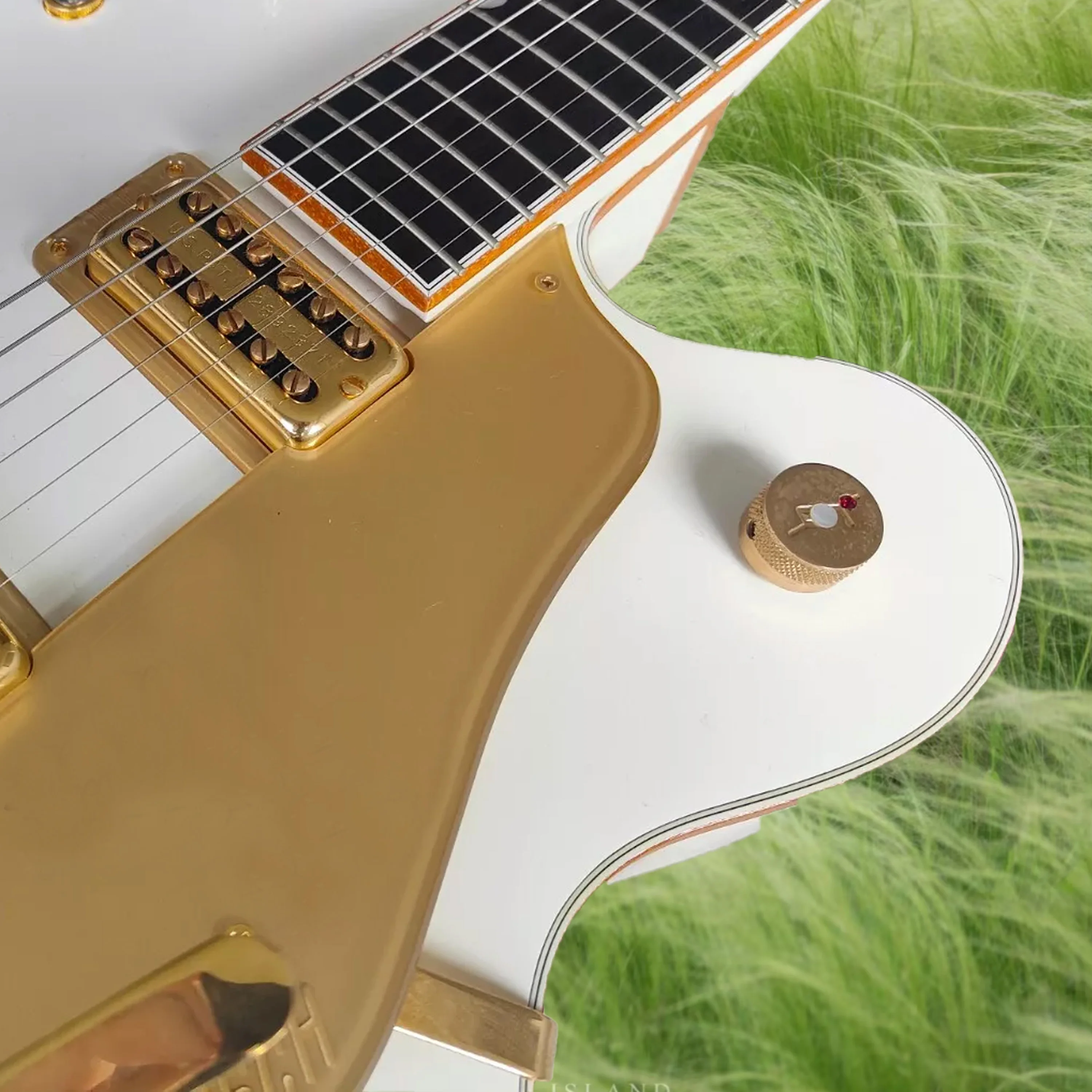 Customized White Electric Guitar Gold Sparkle Body Binding Hollow Body Double Hole Bigs Tremolo Bridge Gold Hardware