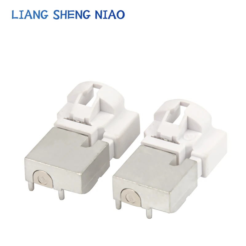 자동차 패널 Lvds/Hsd4+2Pin 수 소켓 B형 흰색 안테나 Rf 동축 플러그