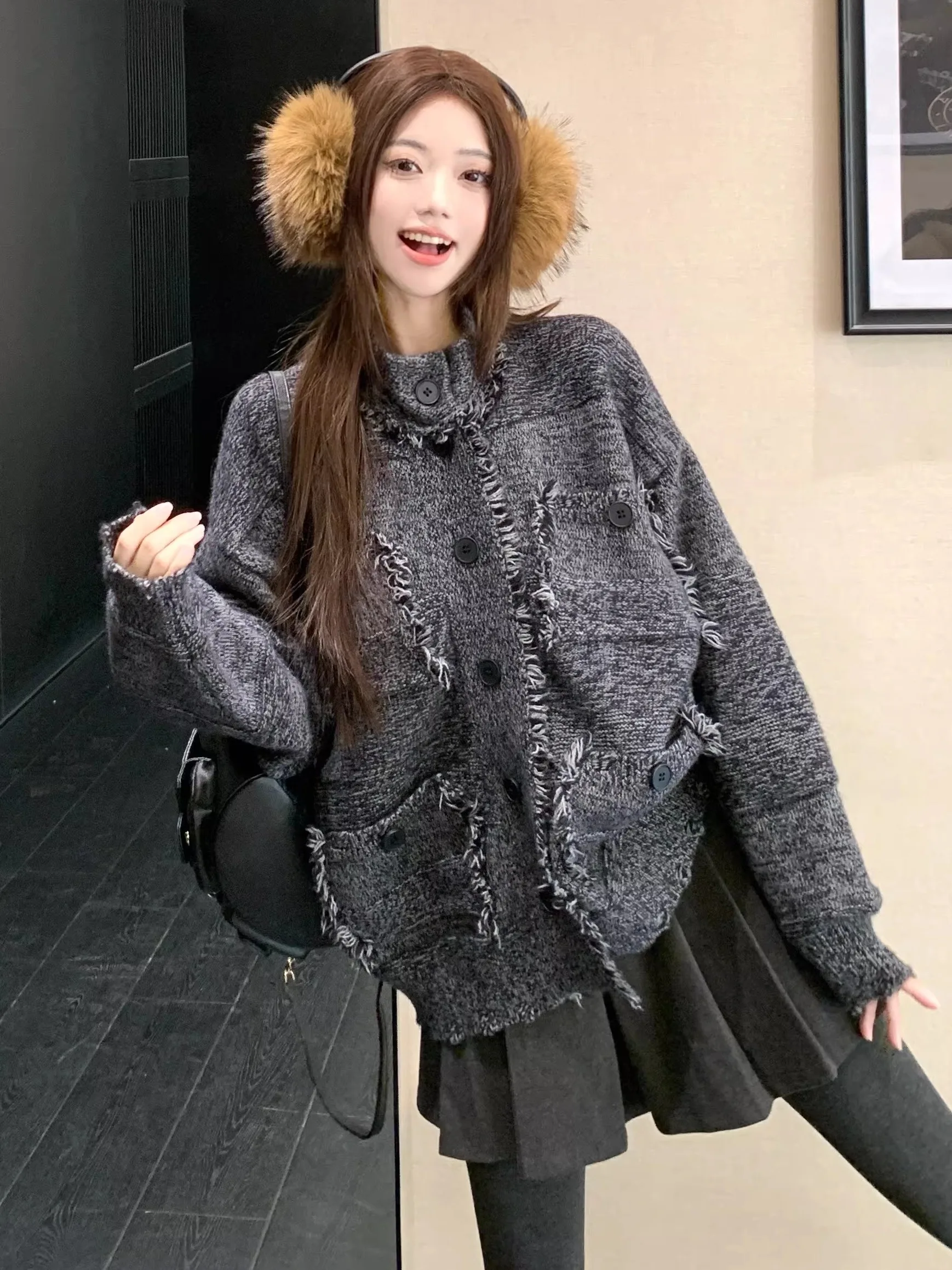 

Уникальный женский длинный свитер свека, пальто, зимнее повседневное пальто большого размера из мягкого шерстяного материала с отверстиями, уличный дизайн...