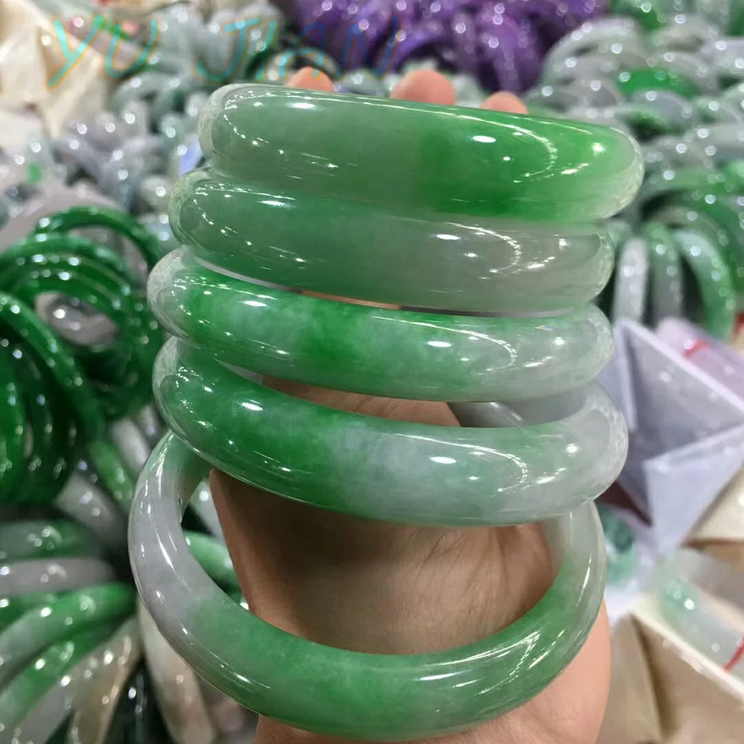 New Natural Myanmar Floating Green Jadeite Bangle Exquisite Emerald Jade Bracelet Perfect Jewelry Elegant Handring Fine Jewellry