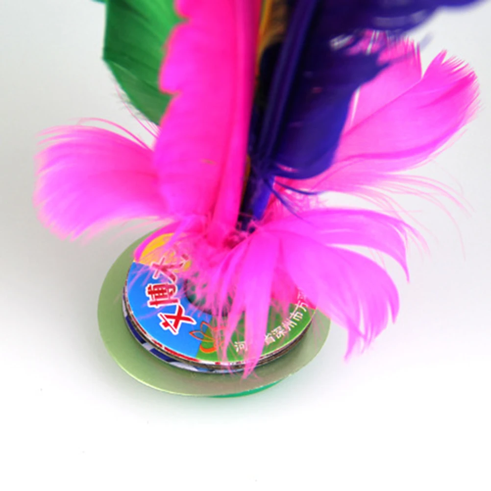 5 stücke Verdicken Kick Federbälle Fuß Sport Spielzeug Spielen Spiele Chinesischen Jianzi Treten Federball (Gelegentliche Farbe)